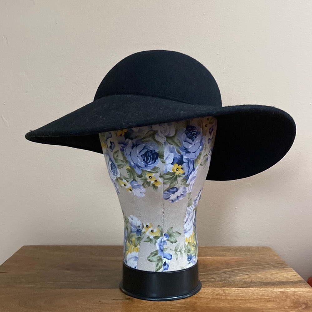 VTG Viv Knowland for Edward Mann Bloomingdales Black Wool Hat - Picture 1 of 13